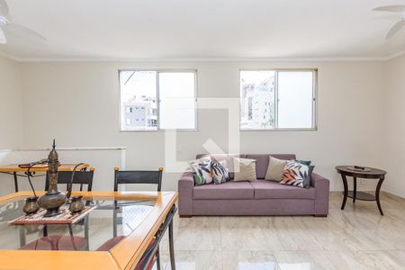 Apartamento à venda com 238m², 5 quartos e 3 vagas Apartamento à venda com 238m², 5 quartos e 3 vagasSala 2