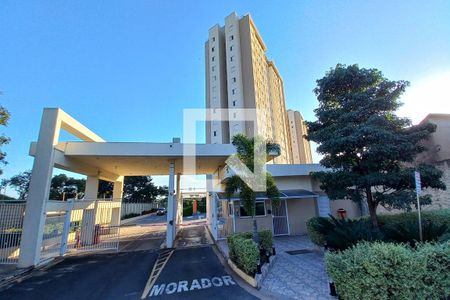 Apartamento à venda com 61m², 3 quartos e 1 vaga Apartamento à venda com 61m², 3 quartos e 1 vagaFachada e Portaria