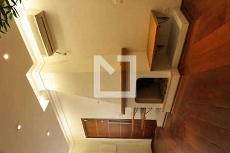 Casa à venda com 150m², 3 quartos e 2 vagassala