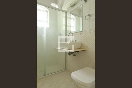 Casa à venda com 150m², 3 quartos e 2 vagasBanheiro do quarto 1