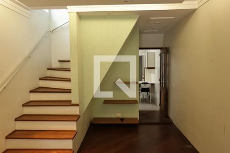 Casa à venda com 150m², 3 quartos e 2 vagassala