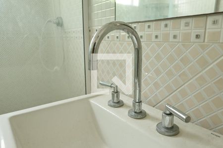 Casa à venda com 150m², 3 quartos e 2 vagasBanheiro do quarto 1