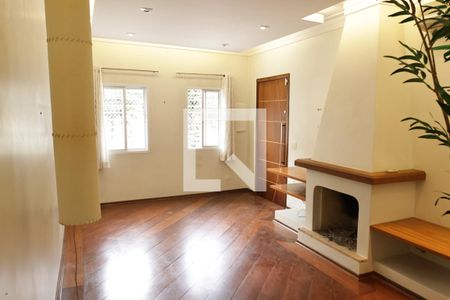 Casa à venda com 150m², 3 quartos e 2 vagassala