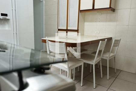 Casa à venda com 150m², 3 quartos e 2 vagascozinha