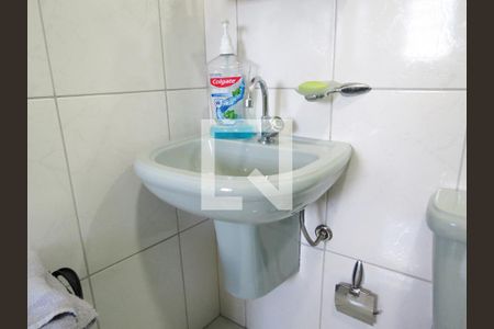 Casa à venda com 240m², 4 quartos e 1 vagaQuarto 1 - Banheiro (Pia)