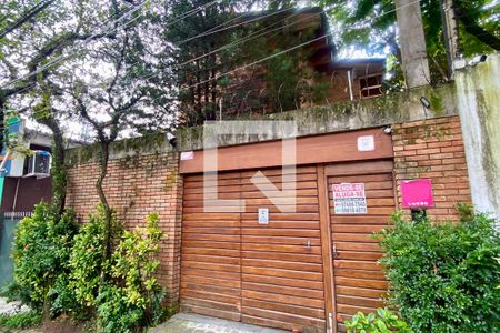 Casa à venda com 130m², 3 quartos e 2 vagasFachada