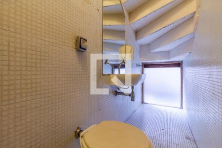 Casa à venda com 130m², 3 quartos e 2 vagasLavabo 1