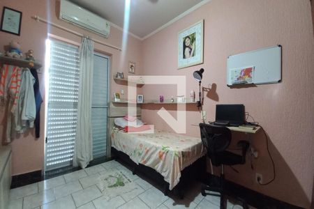 Casa à venda com 220m², 4 quartos e 3 vagasQuarto 2 