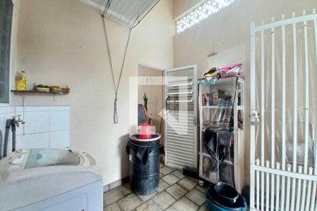 Casa à venda com 220m², 4 quartos e 3 vagasÁrea de Serviço