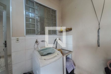 Casa à venda com 220m², 4 quartos e 3 vagasÁrea de Serviço