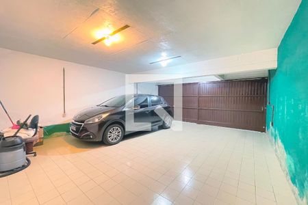 Casa à venda com 231m², 3 quartos e 4 vagasGaragem