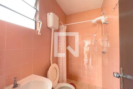 Casa à venda com 231m², 3 quartos e 4 vagasBanheiro de serviço