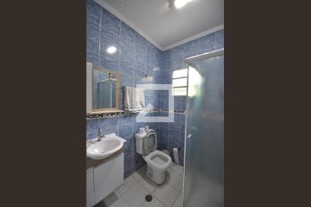 Casa à venda com 132m², 2 quartos e 3 vagasBanheiro