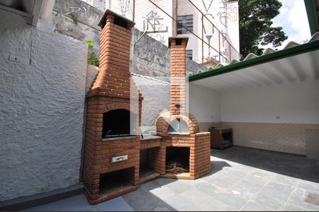 Casa à venda com 132m², 2 quartos e 3 vagasChurrasqueira