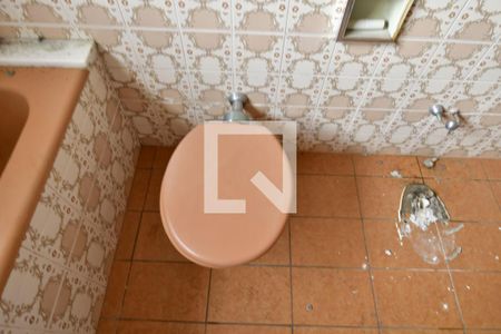 Casa à venda com 450m², 4 quartos e 4 vagasBanheiro Suíte