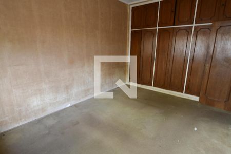 Casa à venda com 450m², 4 quartos e 4 vagasQuarto 2