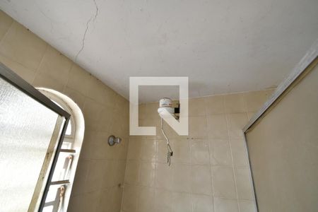 Casa à venda com 450m², 4 quartos e 4 vagasBanheiro de serviço