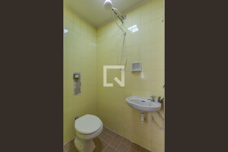 Apartamento à venda com 69m², 2 quartos e 1 vaga Apartamento à venda com 69m², 2 quartos e 1 vagaBanheiro de Serviço