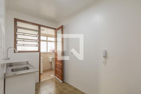 Apartamento à venda com 69m², 2 quartos e 1 vaga Apartamento à venda com 69m², 2 quartos e 1 vagaBanheiro