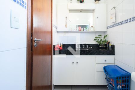Casa à venda com 212m², 3 quartos e 4 vagas Casa à venda com 212m², 3 quartos e 4 vagasBanheiro - Suíte 3