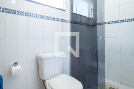 Casa à venda com 212m², 3 quartos e 4 vagas Casa à venda com 212m², 3 quartos e 4 vagasBanheiro - Suíte 3