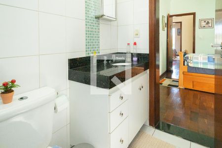 Casa à venda com 212m², 3 quartos e 4 vagas Casa à venda com 212m², 3 quartos e 4 vagasBanheiro - Suíte 1