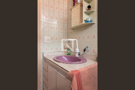 Casa à venda com 151m², 4 quartos e 2 vagasBanheiro