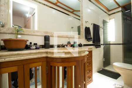 Apartamento à venda com 90m², 3 quartos e 2 vagasBanheiro 