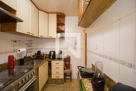 Apartamento à venda com 90m², 3 quartos e 2 vagasCozinha