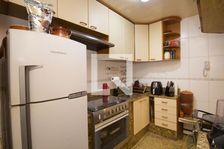 Apartamento à venda com 90m², 3 quartos e 2 vagasCozinha