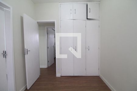 Apartamento à venda com 68m², 2 quartos e sem vagaSuíte 