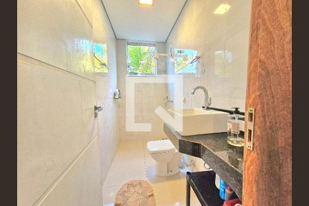 Casa à venda com 270m², 7 quartos e 4 vagasBanheiro