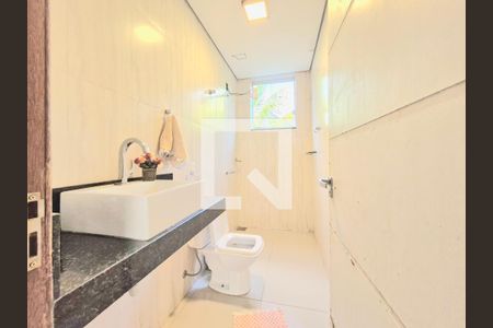 Casa à venda com 270m², 7 quartos e 4 vagasBanheiro