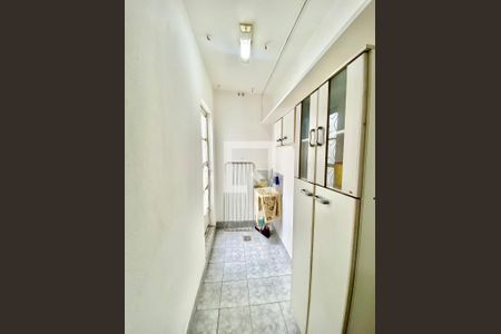 Casa à venda com 62m², 2 quartos e 1 vagaÁrea de Serviço