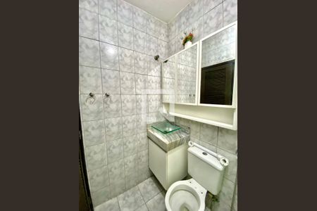 Casa à venda com 62m², 2 quartos e 1 vagaBanheiro 