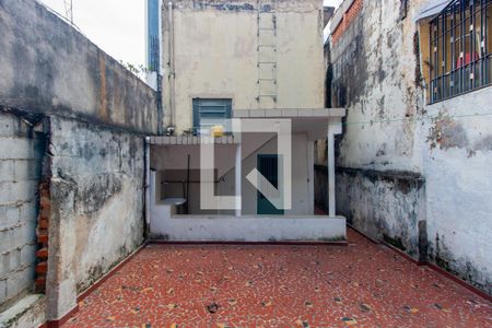 Casa à venda com 100m², 2 quartos e 1 vagaQuintal