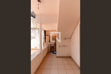 Casa à venda com 100m², 2 quartos e 1 vagaÁrea de Serviço