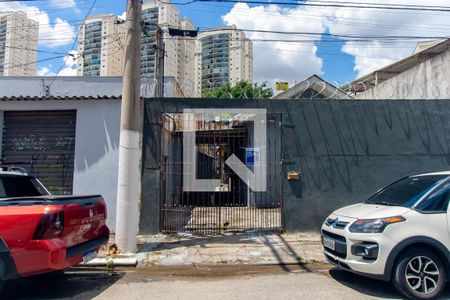 Casa à venda com 100m², 2 quartos e 1 vagaFachada