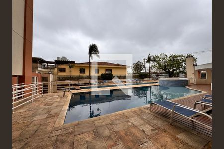 Apartamento à venda com 83m², 2 quartos e 2 vagas Apartamento à venda com 83m², 2 quartos e 2 vagasÁrea comum - Piscina