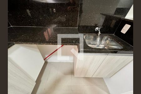 Apartamento à venda com 83m², 2 quartos e 2 vagas Apartamento à venda com 83m², 2 quartos e 2 vagasLavanderia