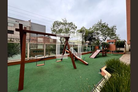 Apartamento à venda com 83m², 2 quartos e 2 vagas Apartamento à venda com 83m², 2 quartos e 2 vagasÁrea comum - Playground
