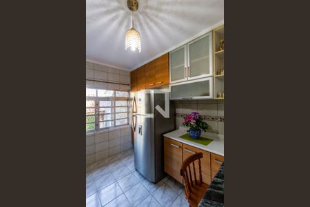 Casa à venda com 300m², 3 quartos e 2 vagas Casa à venda com 300m², 3 quartos e 2 vagasCozinha