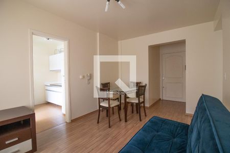 Sala de apartamento para alugar com 1 quarto, 46m² em São João, Porto Alegre