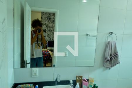 Casa de condomínio à venda com 225m², 6 quartos e 1 vagaBanheiro da Suíte 2