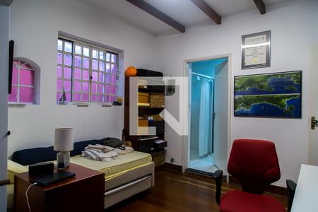 Casa à venda com 181m², 3 quartos e 2 vagas Casa à venda com 181m², 3 quartos e 2 vagasSuíte