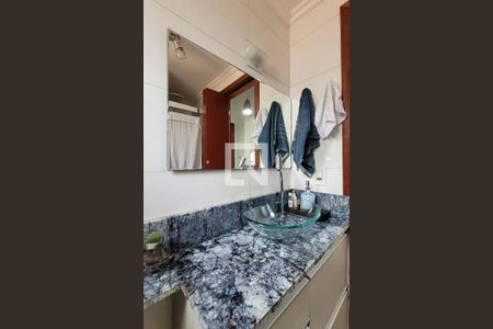 Apartamento à venda com 70m², 2 quartos e 1 vagaBanheiro 2