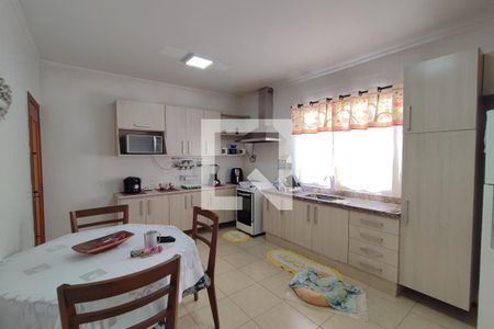 Casa à venda com 187m², 3 quartos e 4 vagasCozinha