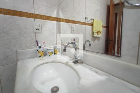 Casa à venda com 187m², 3 quartos e 4 vagasBanheiro