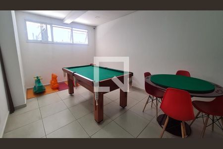 Casa à venda com 83m², 2 quartos e 2 vagas Casa à venda com 83m², 2 quartos e 2 vagasÁrea comum - Jogos