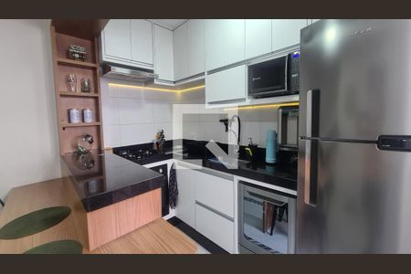 Casa à venda com 83m², 2 quartos e 2 vagas Casa à venda com 83m², 2 quartos e 2 vagasCozinha